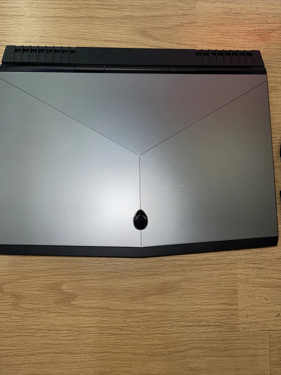 Dell Alienware 15 R3 LCD back cover A case black no screws