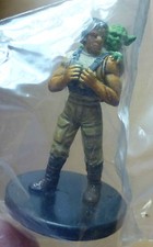 Star Wars Miniatures Luke Skywalker and Yoda ...