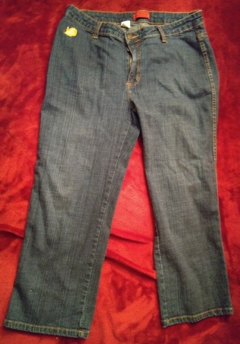 Beautiful Apple Bottom Jeans Size 13/14 