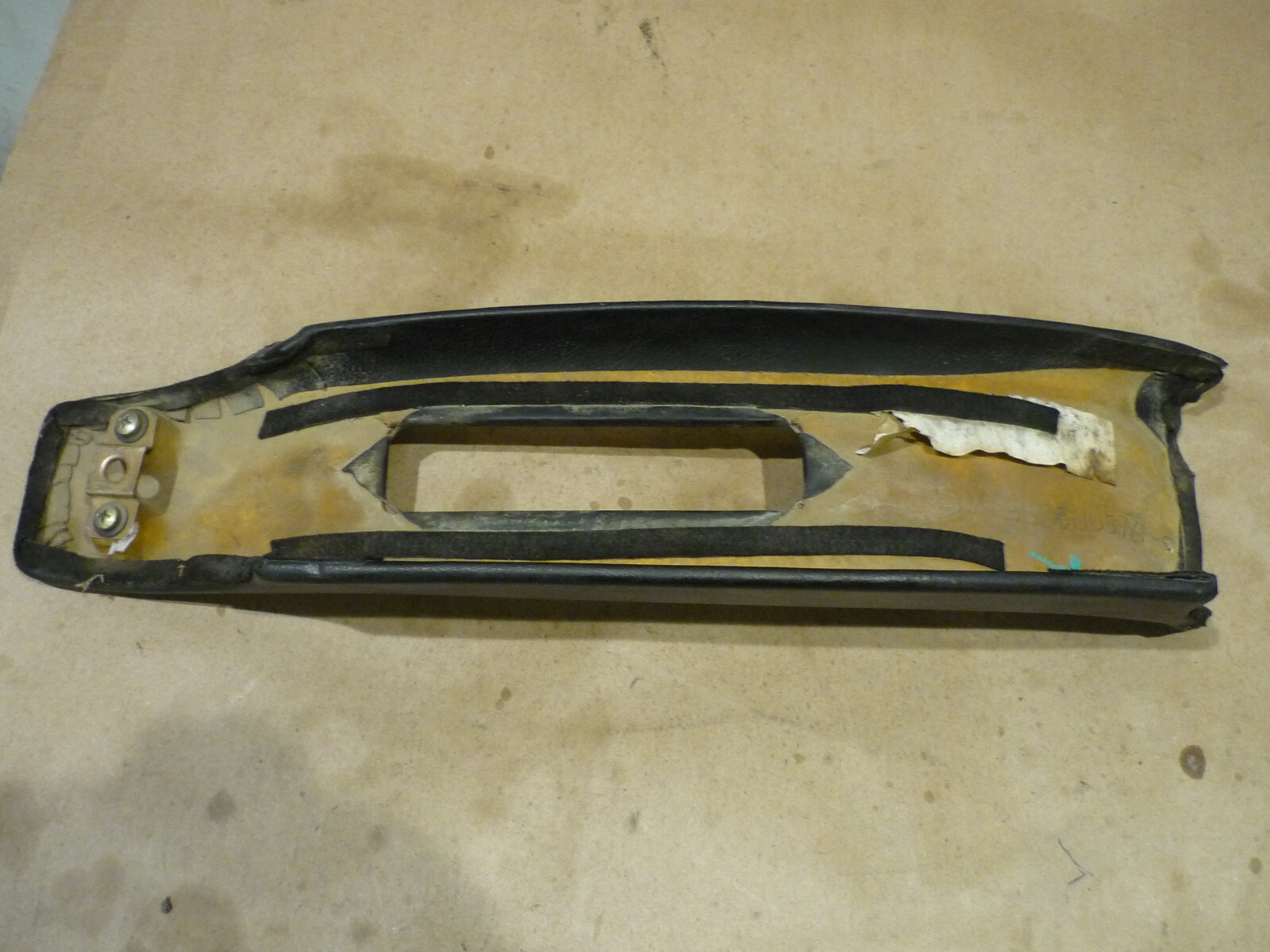 Maserati 4200 Coupe  - RH Upper B-Pillar Cover Trim - Black - P/N 981210600