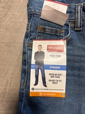 boys size 6, regular Wrangler jeans, straight fit flex fabric
