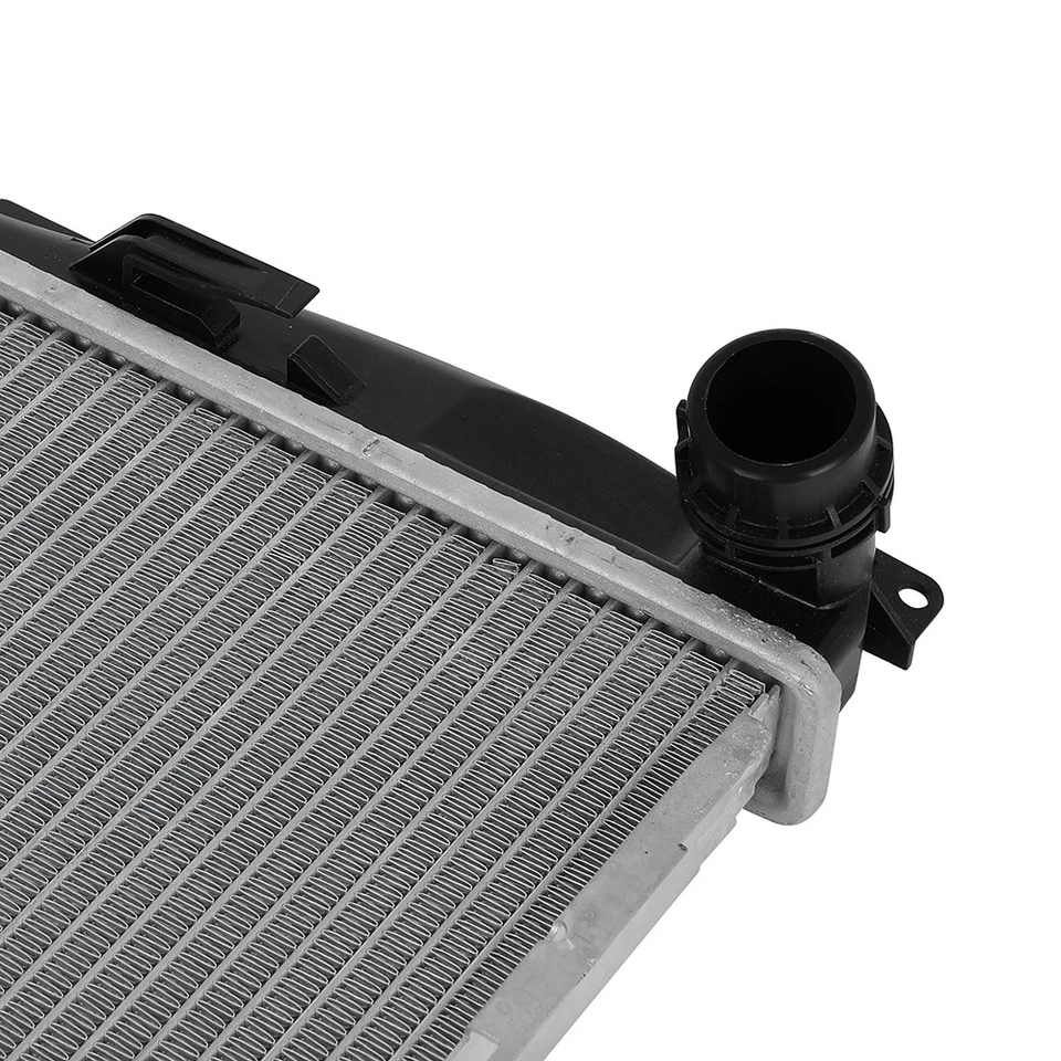 Radiator For 2010-2013 BMW 135i & 2009-2011 BMW 335i xDrive &2007-2008 BMW 335xi Foto 4 de 4