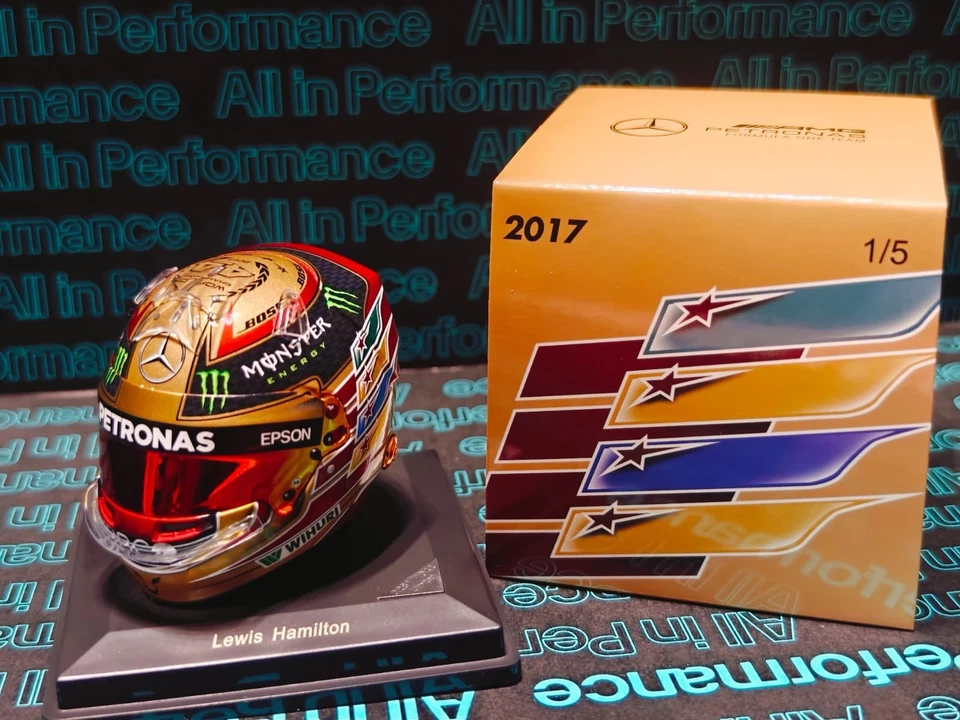 Spark 1/5 Casque F1 Lewis Hamilton 2017 Abu Dhabi Edition Limited Numeroté - Photo 4/4