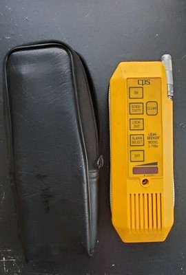CPS Leak-Seeker L-790a HVAC Refrigerant Leak Detector HFC-134a CFC-12 w Case