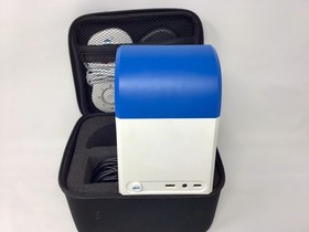 SNK 40th Ann. NEOGEO MINI Arcade Console, 3.5" Screen with 40 Classic Bundle