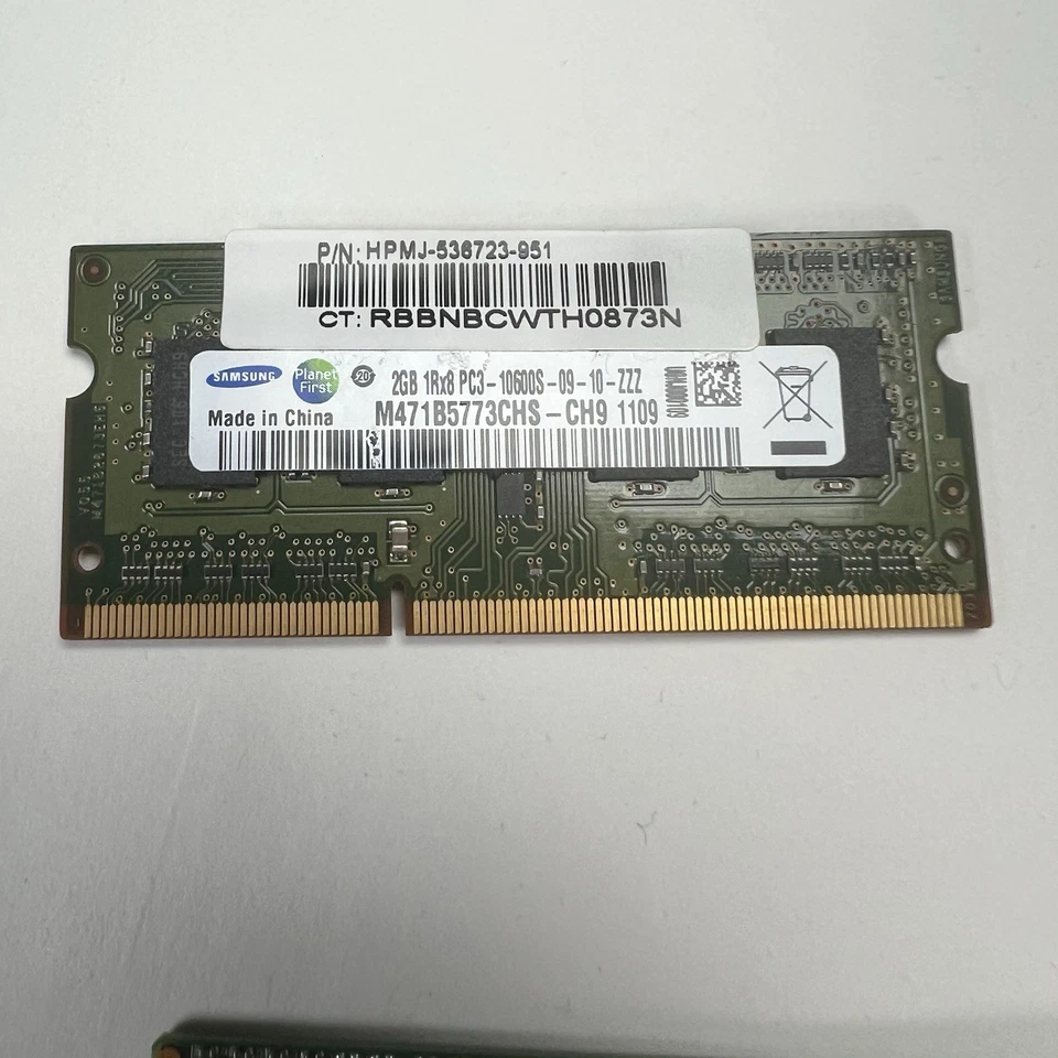 Micron 4GB 2Rx8 PC3-10600S DDR3 + SAMSUNG M471B5773CHS-CH9 PC3 2GB DDR3 Ram HP - Image 4 of 4