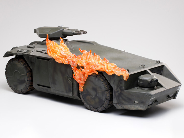 HIYA ALIENS BURNING ARMORED PERSONNEL CARRIER PX EXCLUSIVE 1