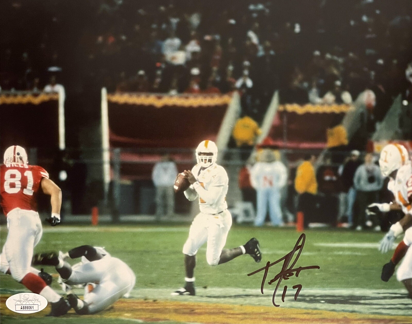 Tee Martin Autographed Signed Tennessee Volunteers 8x10 Photo JSA COA 
