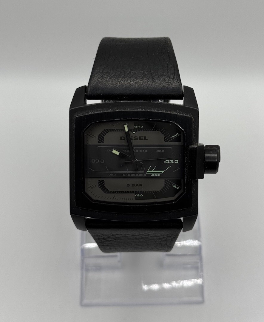Diesel DZ-1463 Black Analog Quartz Black Leather band S-Steel Wristwatch
