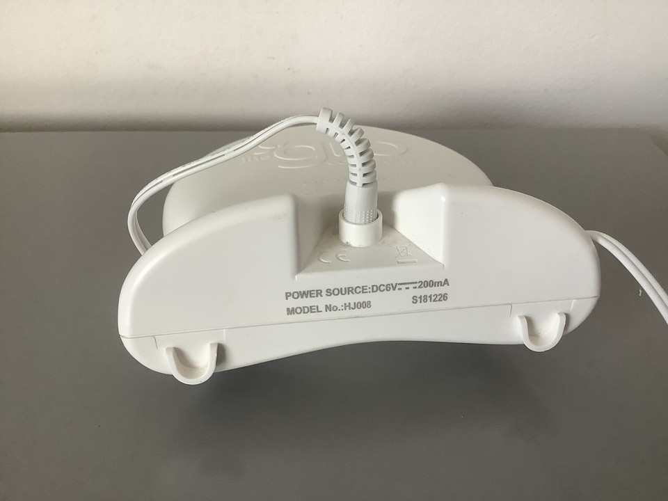 The Gro Company Gro Clock Alarm Clock Children Sleep Trainer, White