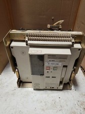 Mitsubishi AE3200-SS Low Voltage Air Circuit Breaker 3 Pole 3200A 1000VAC