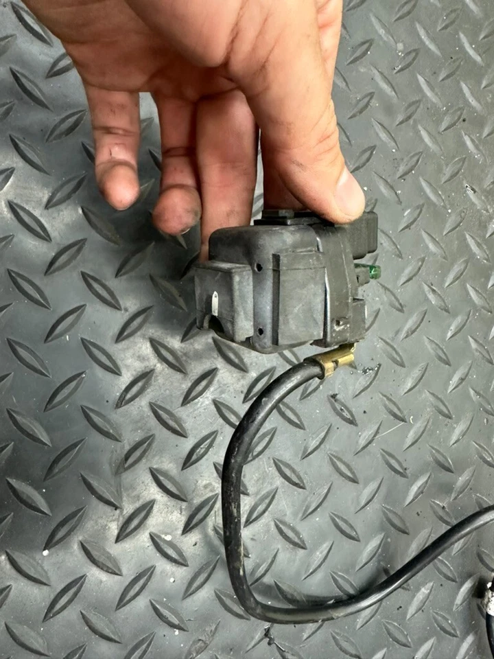 Triumph Street Triple R 675 2015 relé de arranque 2013 a 2016 Foto 2 de 4