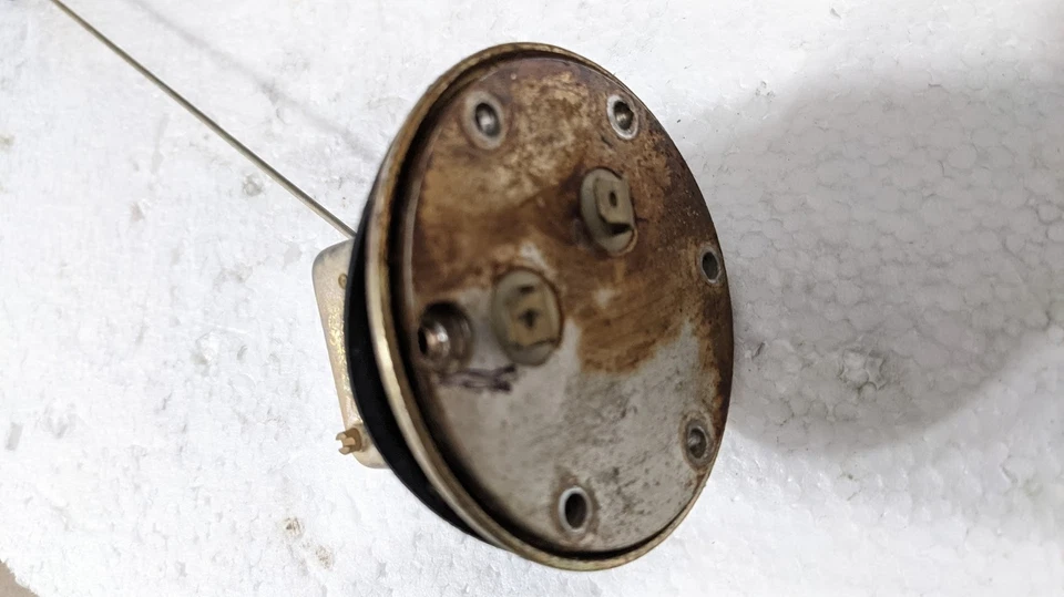 UNIDAD DE ENVÍO DE TANQUE DE COMBUSTIBLE ROLLS ROYCE SILVER SHADOW II UR20049 Foto 3 de 3