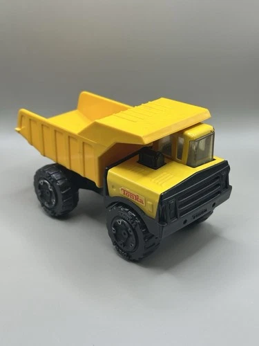 Vintage Tonka 5.5” Yellow Dump Truck Die-Cast Metal Plastic #812789-A