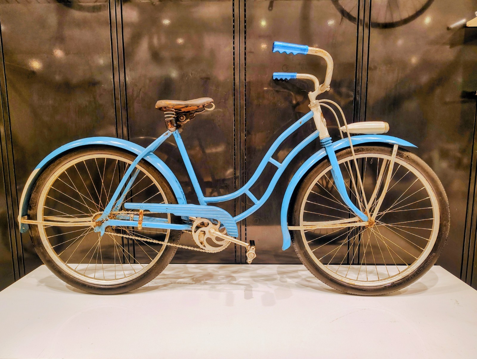 Vintage Rollfast Cruiser Bicycle (175.00 USD)