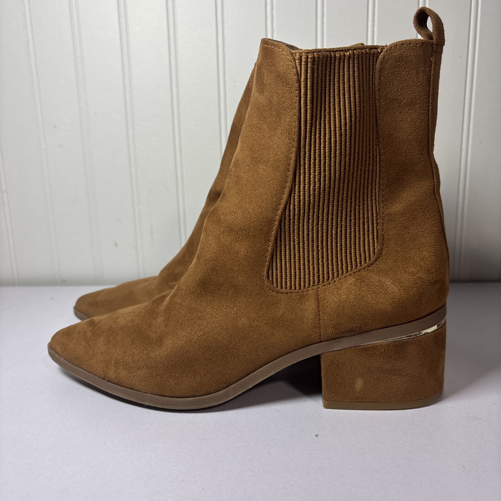 Express Womens Ankle Boots Brown Faux Suede Block Heel Pointed Toe