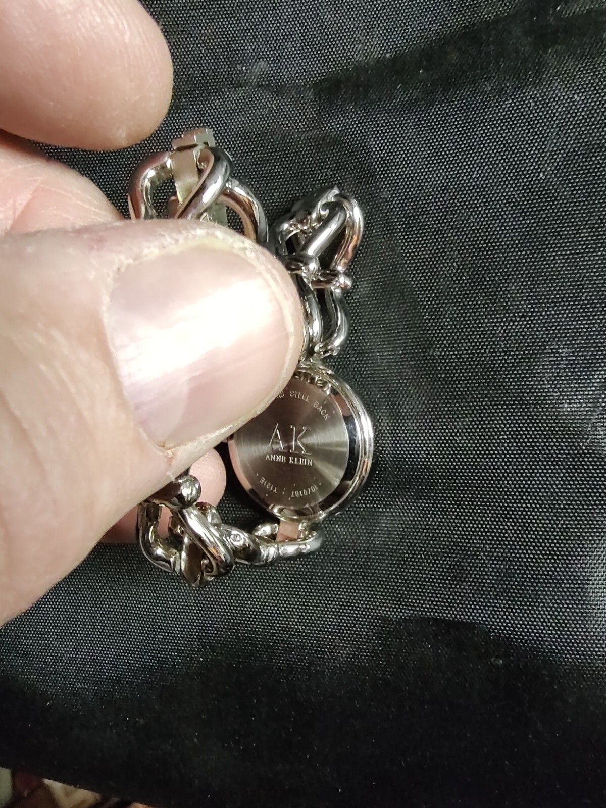 lot of 8 watches for parts NONE TESTED