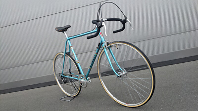 sks schutzblech 28 zoll vorne Fahrrad-Schutzblech BLUEMELS CABLE 28'' 45 SET colour-brown Color:Electric Blue & Black/Black Spring Sttoraboks Vertikaler Fahrradständer –