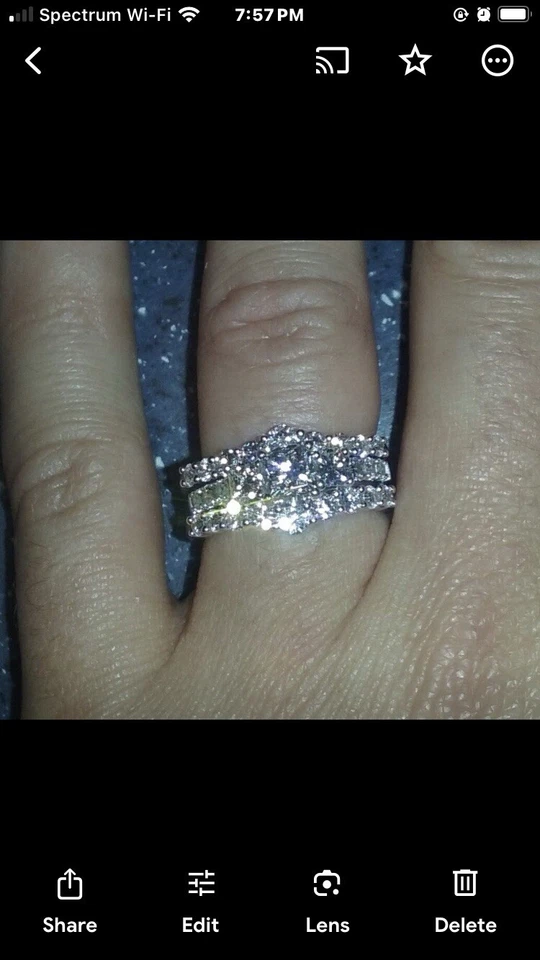 Juego de novia Leo 2,16 CTs Foto 2 de 4