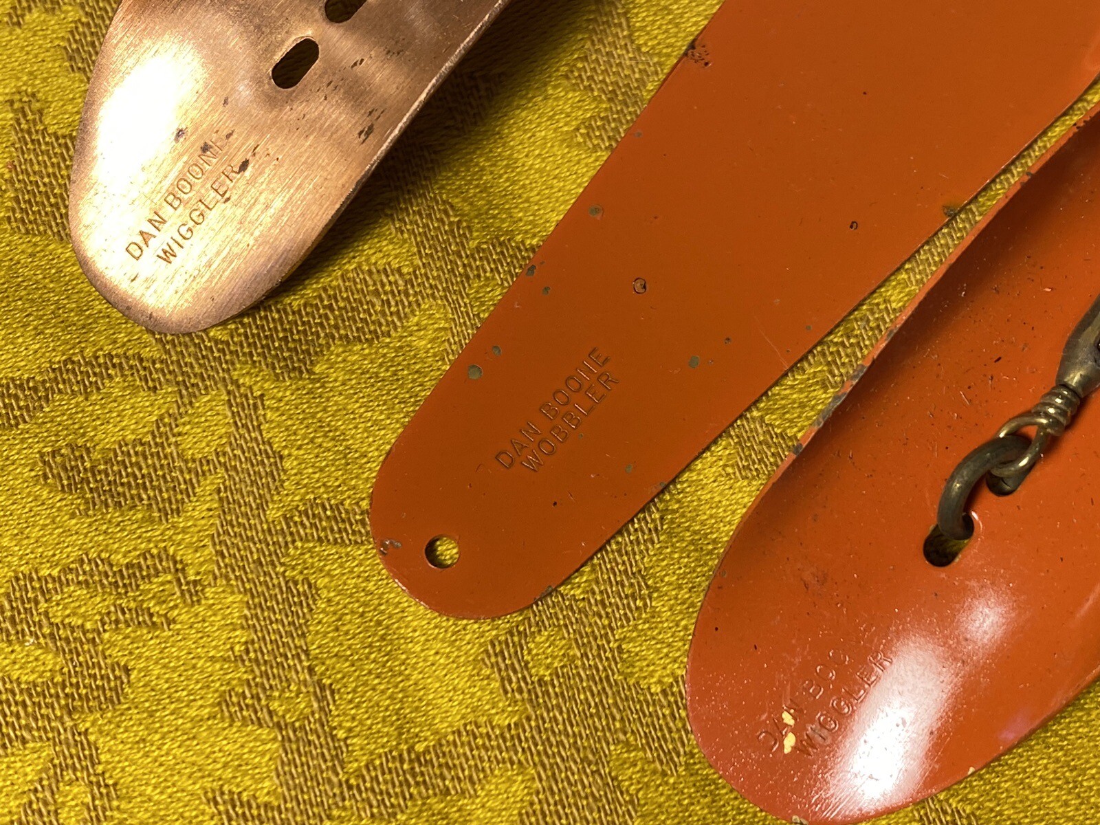 175+ DAN BOONE WIGGLER WOBBLER SPOONS FISHING LURE BAIT WITH MISC HOOKS SWIVELS - Image 7