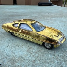 Dinky Toys Vintage 352 UFO Gold Ed Strakers Car  Gerry Anderson 1970 Tv Show