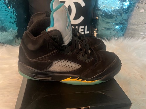 Size 6Y- Jordan 5 Retro Mid Aqua ( grade school) no box - Picture 2 of 4