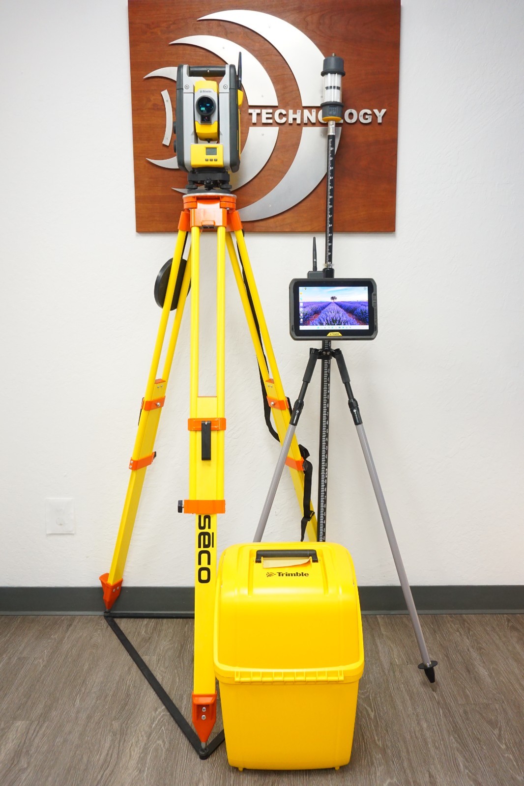 Trimble RTS773 Robotic Total Station 3" Sec  T100 Field Link Subscription RTS