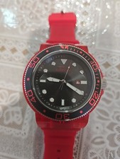 Invicta 32329 Pro Diver Men's Watch Red, Black Dial 51.5mm Quartz Movement. Pic