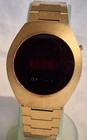 1970s MENS COMPUCHRON GOLD TONE LED DIGITAL WATCH/ORIG BAND-NICE-NEEDBATTERY SVC — photo 2