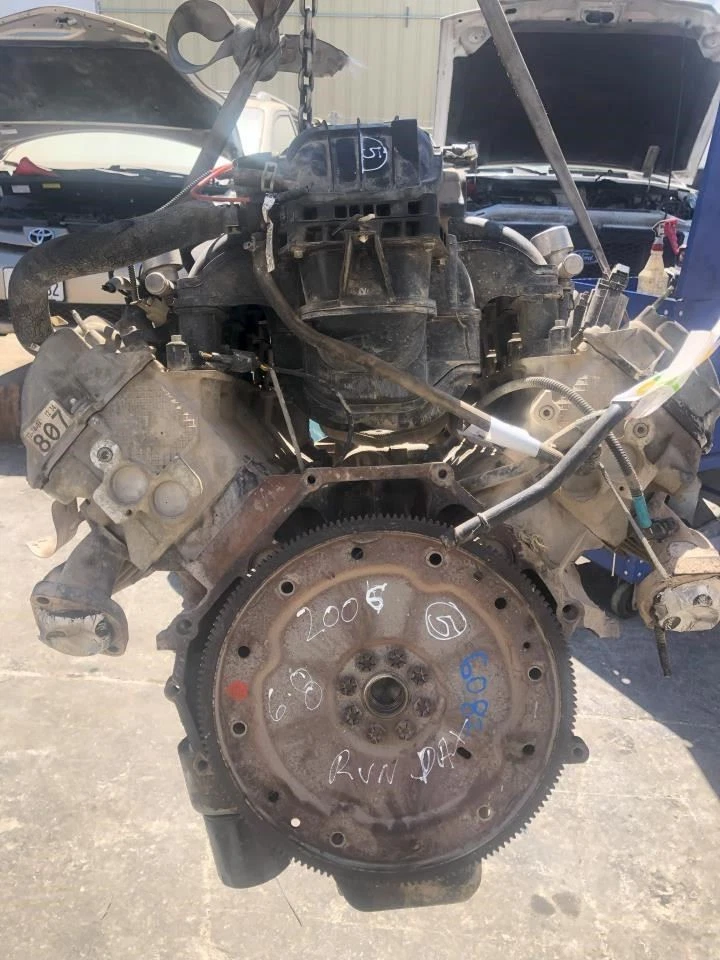 2006 FORD F250SD 6.8L USED ENGINE STK# 6082  - Image 4 of 4