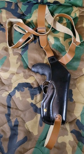Koltster Vertical Shoulder Holster – Right Hand, Genuine Leather For Smith & Wesson 686 & Similar 6