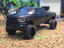 CUSTOM GREENLIGHT 2021 DODGE RAM 3500 Laramie Long BED 1/64 4x4 Hitch & Tow DCP