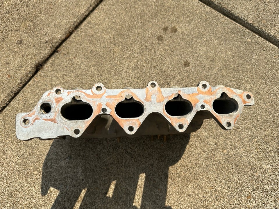 B16/ITR PR3 Edelbrock VictorX Intake Manifold B16 B18C 9900 Honda