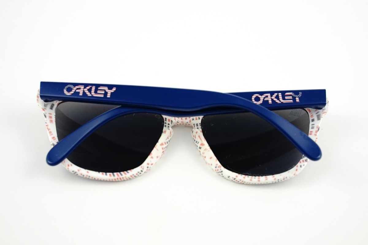Pilgrim SURF+SUPPLY別注　OAKLEY FROGSKIN Oakley Frogskins Pilgrim Surf and Supply Matte Navy w/Ice