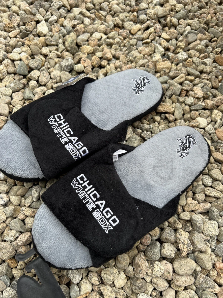 Chicago White Sox MLB Plush open toe slippers mens size Medium