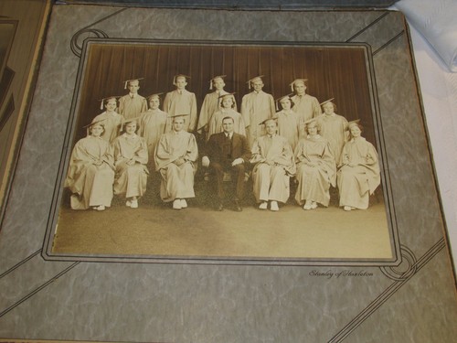 4 VINTAGE HIGH SCHOOL STUDIO PHOTO CLASS MAN WOMAN 1932 - Picture 3 of 5