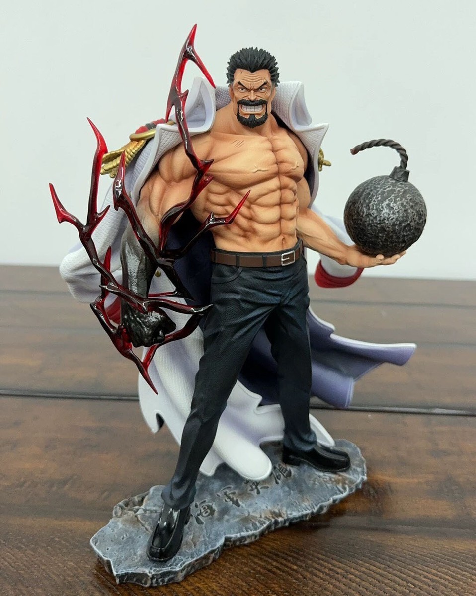 Figurine One Piece Monkey D. Garp 26cm - Bandai PVC 2024