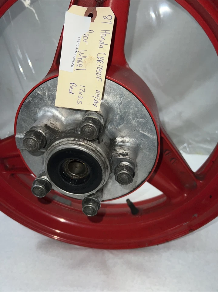 Roda traseira de motocicleta Honda fabricante de equipamento original 17” X 3,5” 1987 CBR1000F Hurricane - Imagem 3 de 4