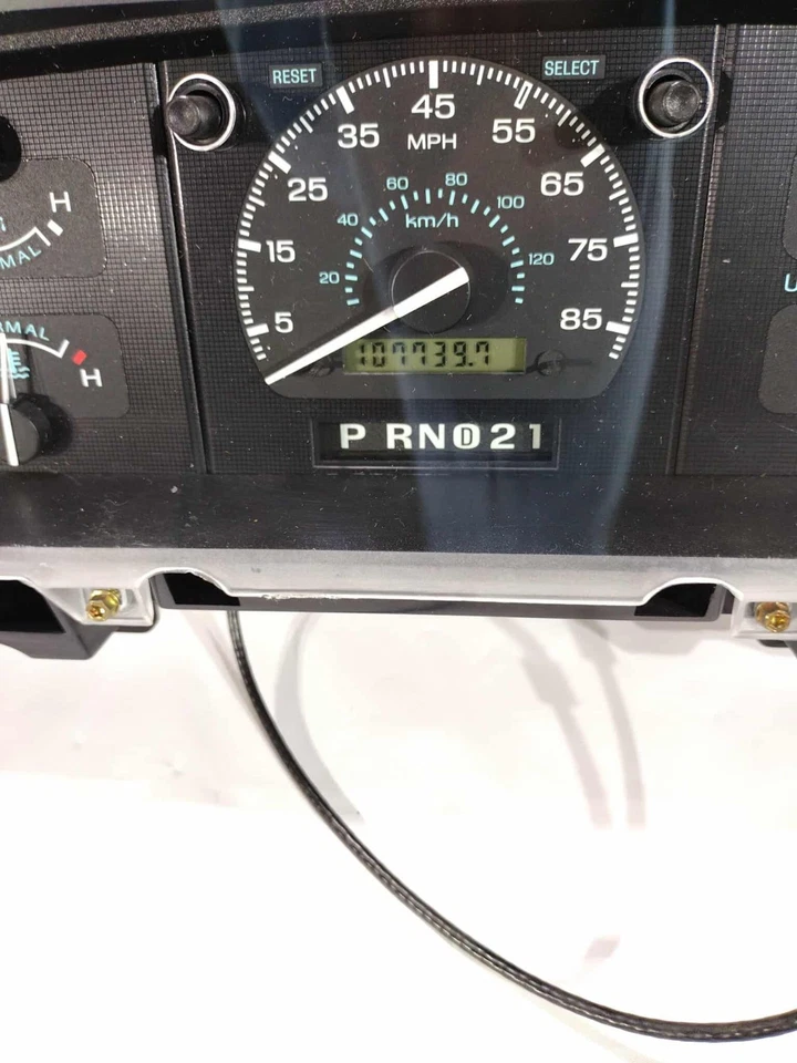 Ford Econoline E-150 1992-1993 cuadro de instrumentos velocímetro 107 k OEM Foto 4 de 4