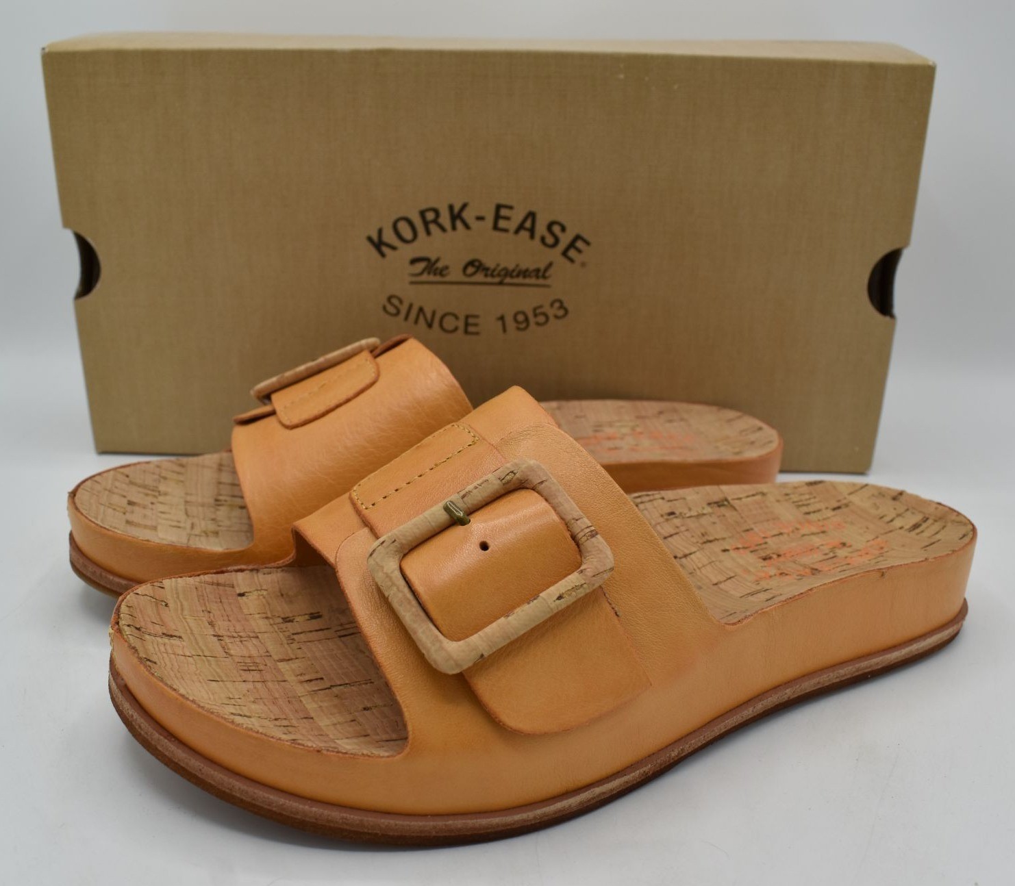 APL Scarpe sandali Kork Ease donna taglia 7 fibbia tutsi arancione chiaro pelle slide