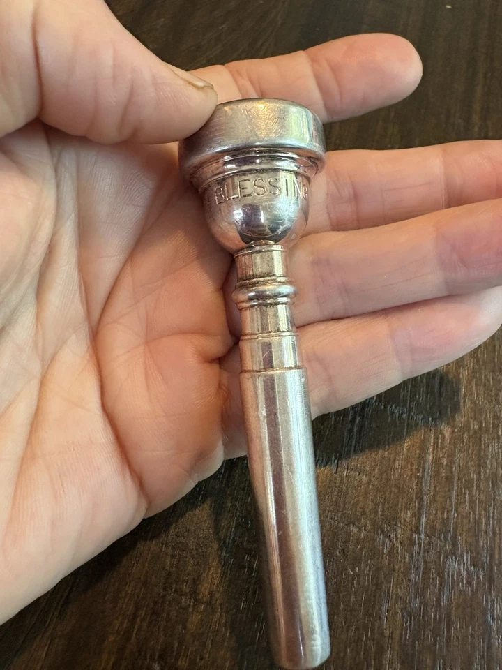Boquilla trompeta Blessing EE. UU. 10-1/2C años 80 de colección plateada buen estado Foto 2 de 4