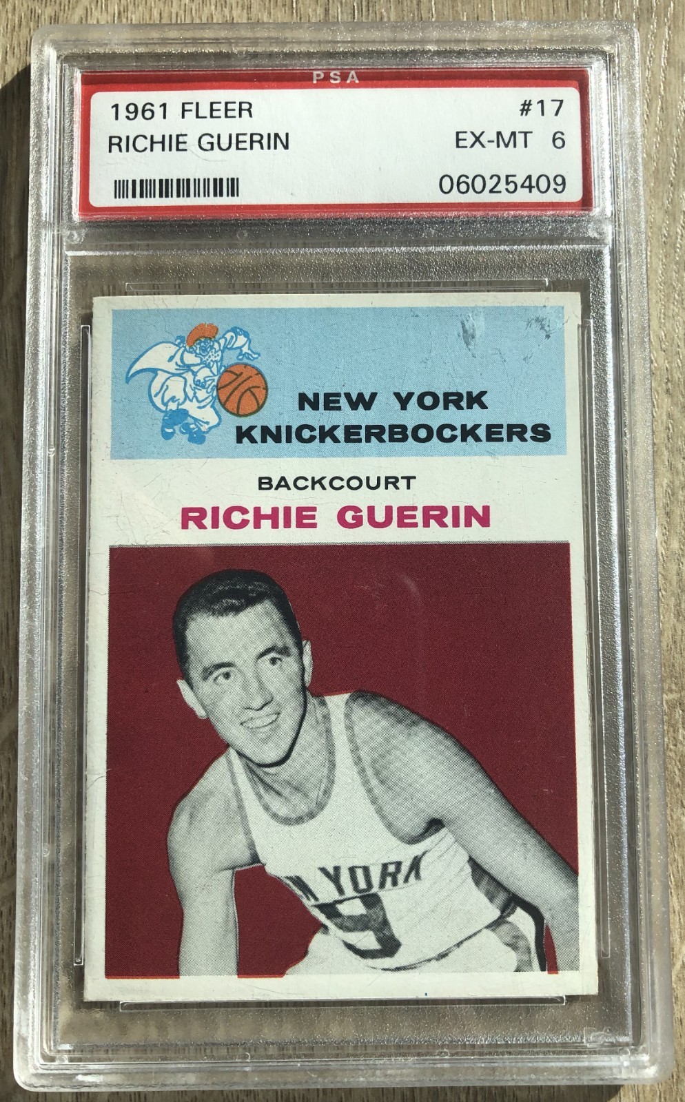 1961 FLEER BASKETBALL Richie Guerin #17 PSA 6