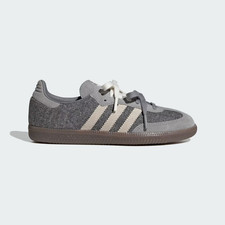 Womens adidas Originals x Molly Mae Samba OG Athletic Shoe LA9033