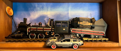 BACK TO THE FUTURE PART 3 doc brown train with delorean  read  .