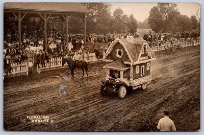 K30/ Urbana Ohio RPPC Postcard c1910 Floral Day Parade Auto Float Fair Crowd 485