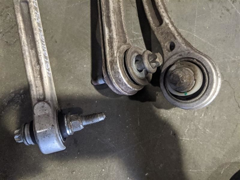 Maserati Ghibli 2014-2017 Rear Right Control arms 3 pcs