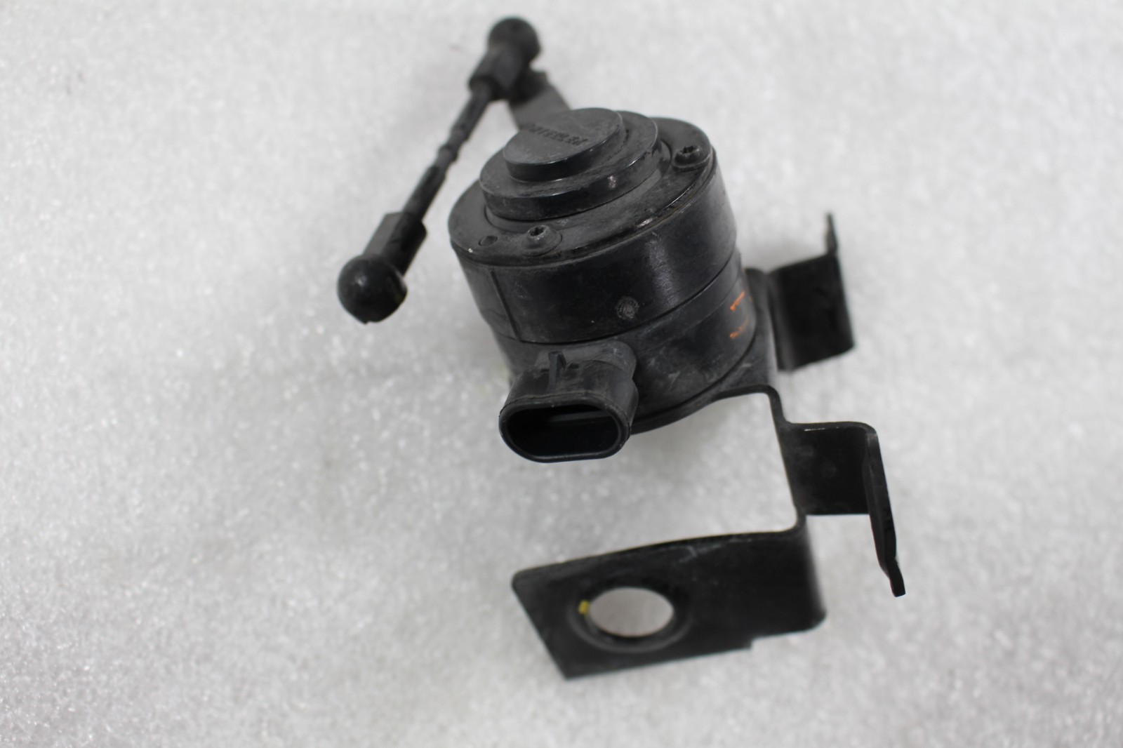 Ferrari 458 Front Right Ride height sensor P/N 238244