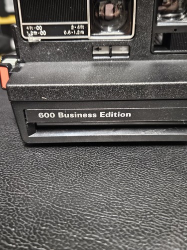 POLAROID 600 BUSINESS EDITION Great Shape Flash Works But No Film To Test. - Picture 2 of 14