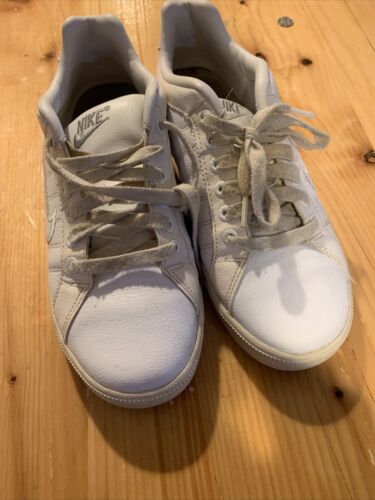 Chaussures de tennis blanches Nike Court Tradition 315161-111 femme États-Unis taille 10 - Photo 1/8