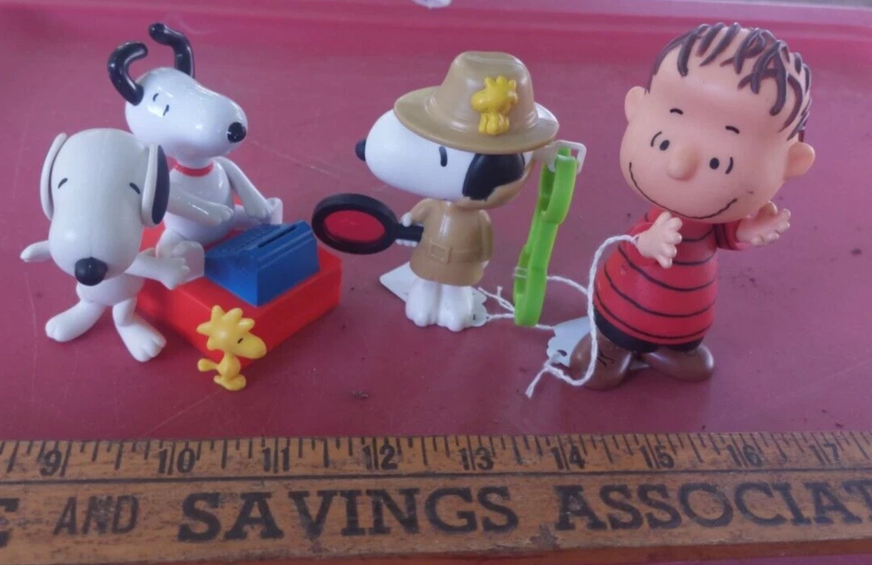 Lote de 5 figuras de cacahuetes de colección Snoopy y amigos Foto 2 de 4